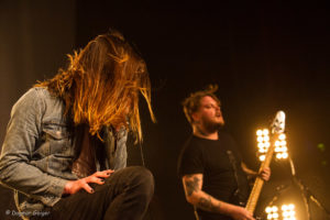 Konzertfotos von While She Sleeps in Zürich 2018