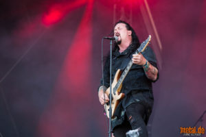 Konzertfotos von Evergrey beim Rockharz Festival 2018