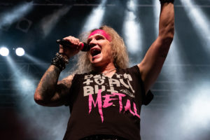 Konzertfoto von Steel Panther - Lower The Bar Tour 2018