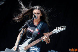 Nervosa auf dem Summer Breeze Open Air 2018