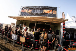 Foto von der Autogrammstunde mit Necrotted auf dem Summer Breeze Open Air 2018