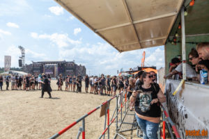 Foto von der Autogrammstunde mit Annisokay auf dem Summer Breeze Open Air 2018