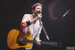 Konzertfoto von Frank Turner & The Sleeping Souls - Crisis Of Faith Tour 2022