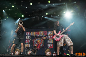 Konzertfoto von Less Than Jake auf dem Greenfield Festival 2023