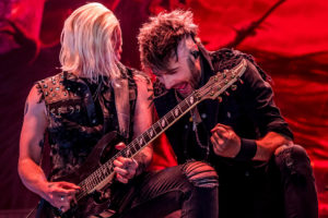 Konzertfotos The Raven Age - The Future Past Tour 2023